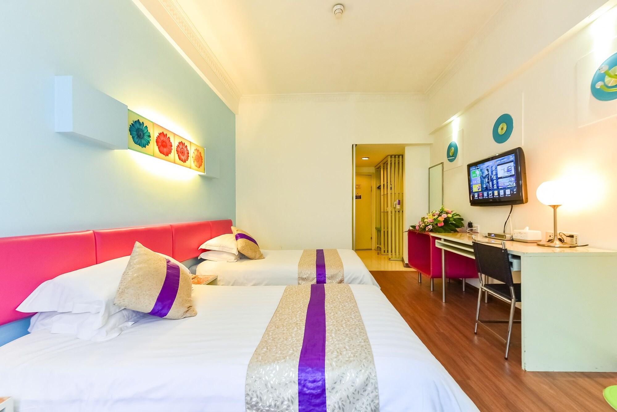Grand 0773 Hotel Гуейлин Екстериор снимка