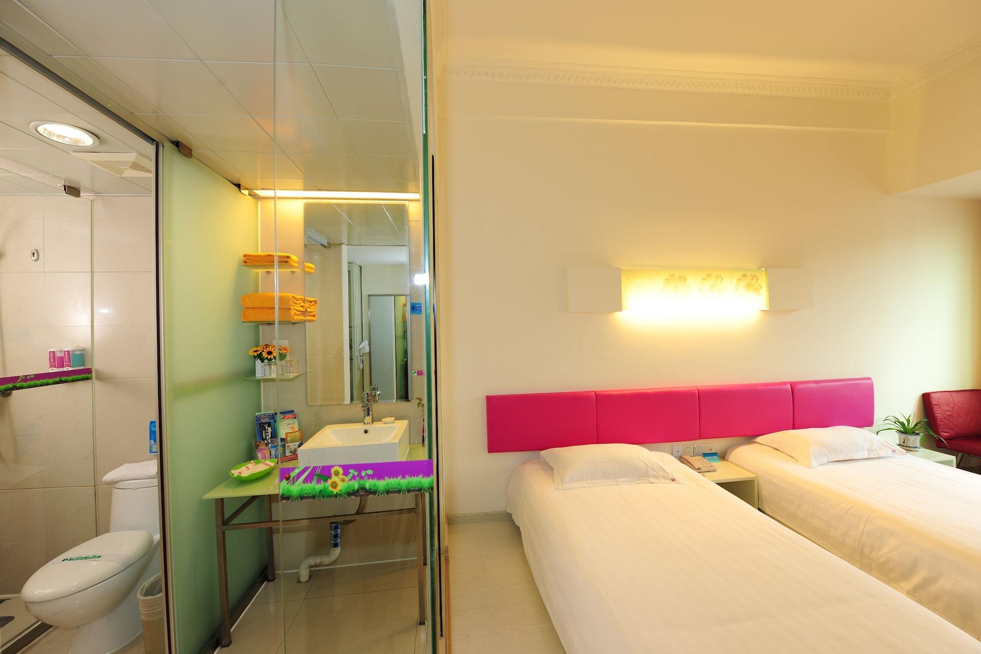 Grand 0773 Hotel Гуейлин Екстериор снимка